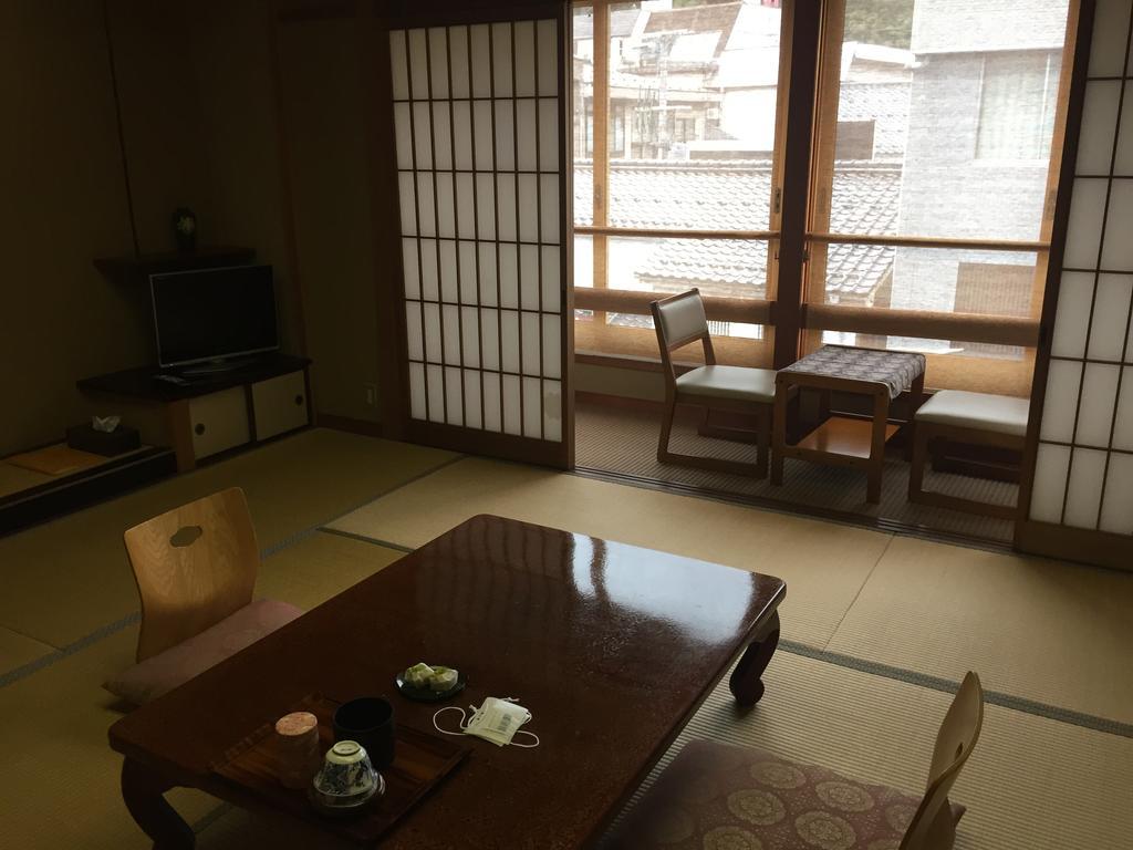 Ryokan Mitsuwa Toyooka  Exterior photo